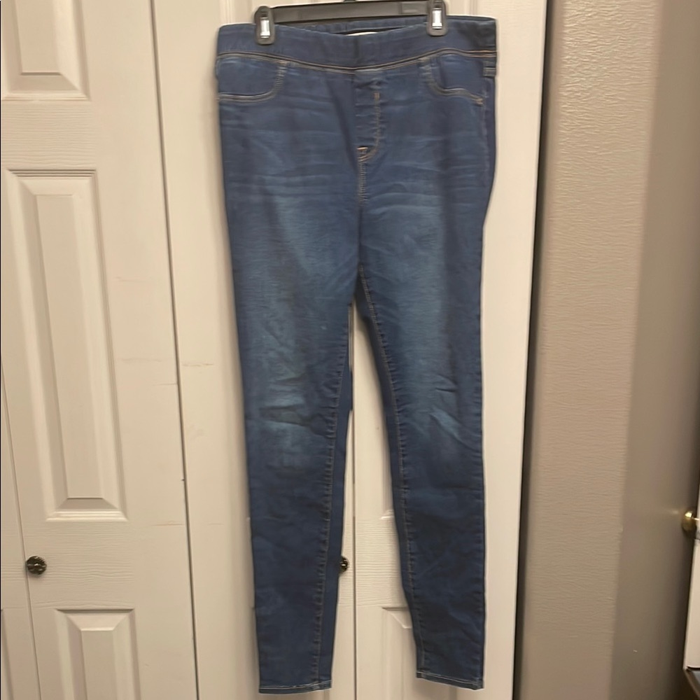 Women's jeggings size 14